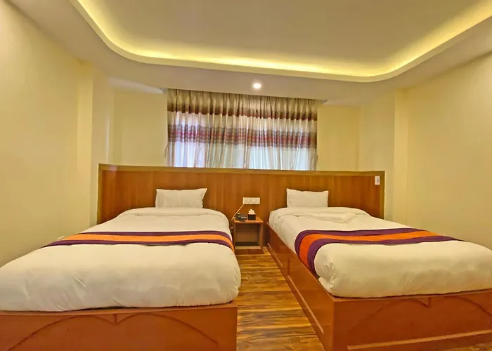 Hotel Himalayan Bts 2*