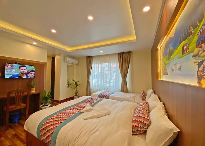 Hotel Himalayan Bts 2*