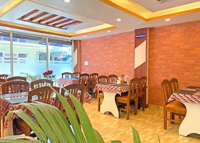 Hotel Himalayan Bts 2*